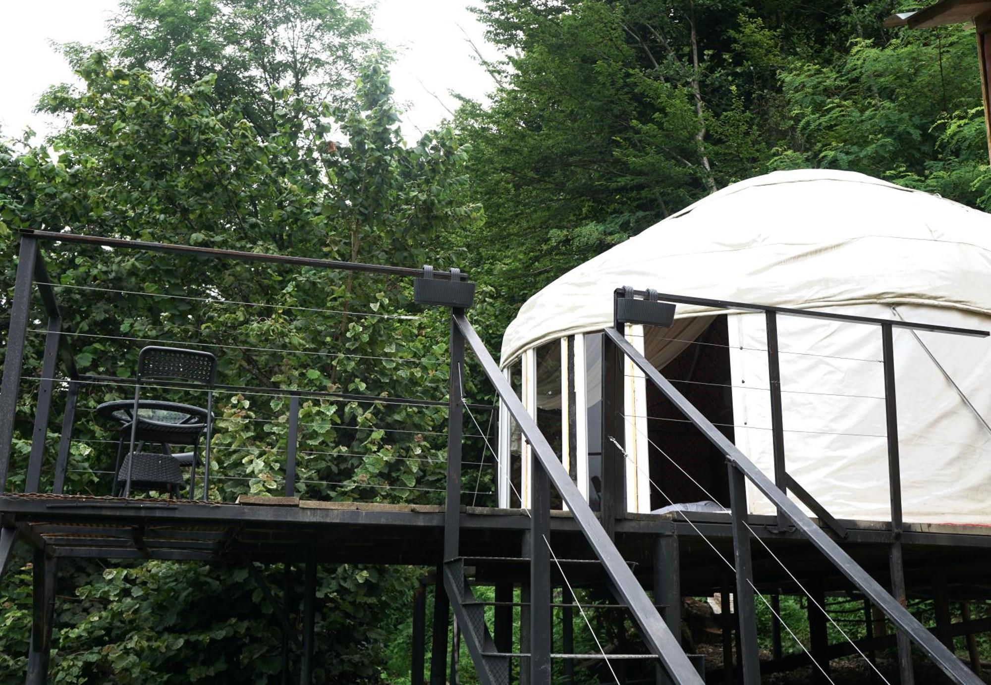 Mtirala Glamping 호텔 Chakvistavi 외부 사진
